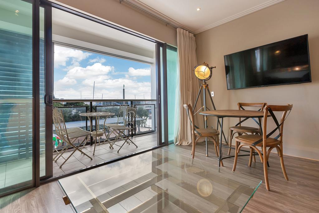Cbd Viaduct Harbour Resort 奥克兰 外观 照片