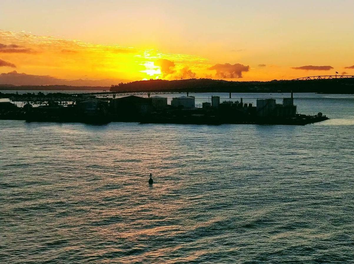 Cbd Viaduct Harbour Resort 奥克兰 外观 照片